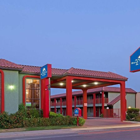 America'S Best Value Inn & Suites Bakersfield Central Extérieur photo