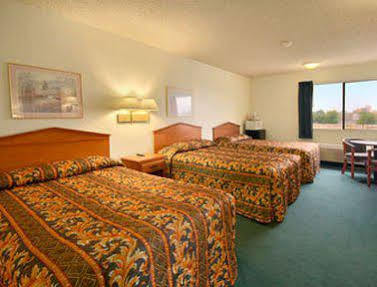 America'S Best Value Inn & Suites Bakersfield Central Chambre photo